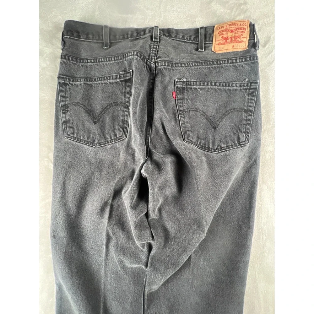 Levis 550 Relaxed Fit Jeans Mens 38x28 Faded Black Tapered Leg Denim 00550-0260